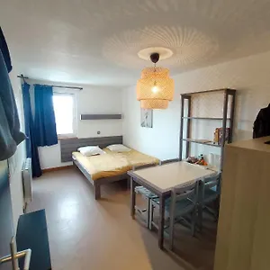 val-louron-pied-des-pistes-apartment-34-m-5-pers.midi-pyreneeshotels.com/